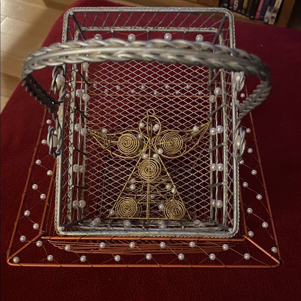 Set of Two Wire Baskets in copper and silver with Gold Angel